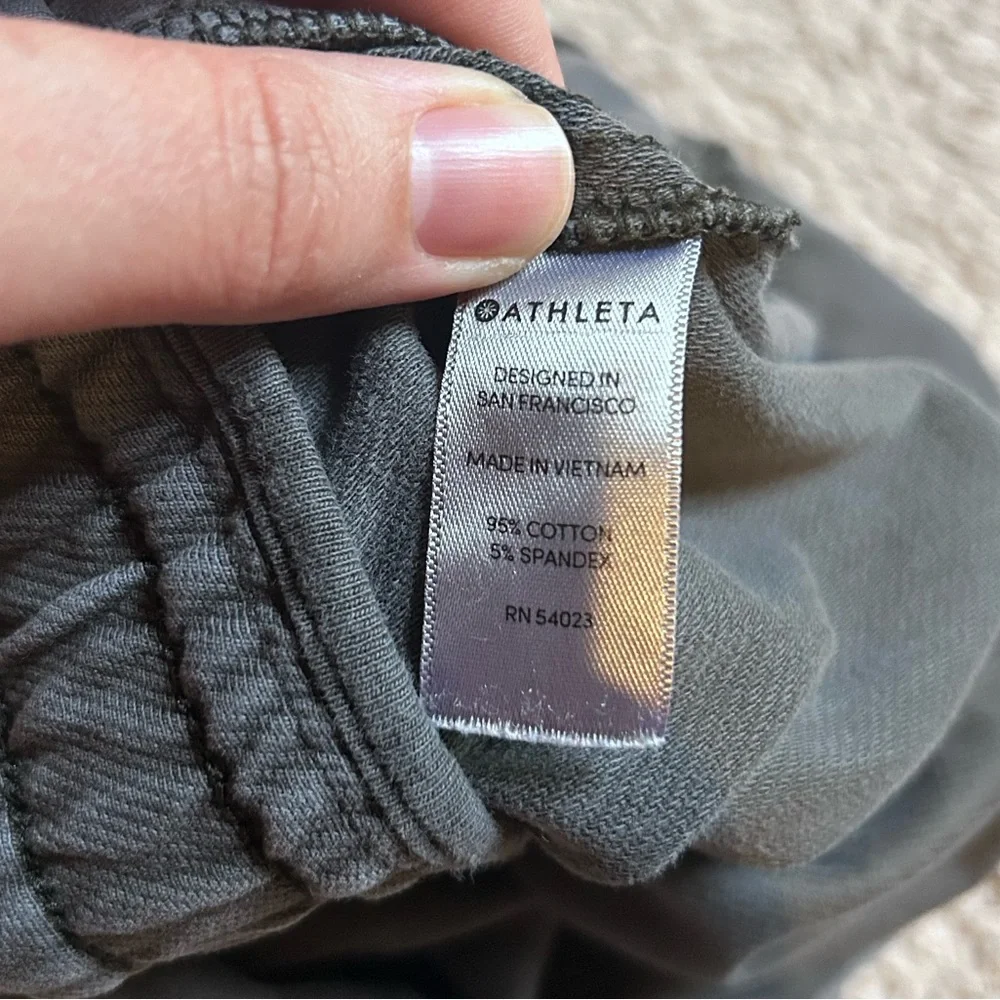 Athleta Gray Drawstring Active Shorts - Picture 8 of 9
